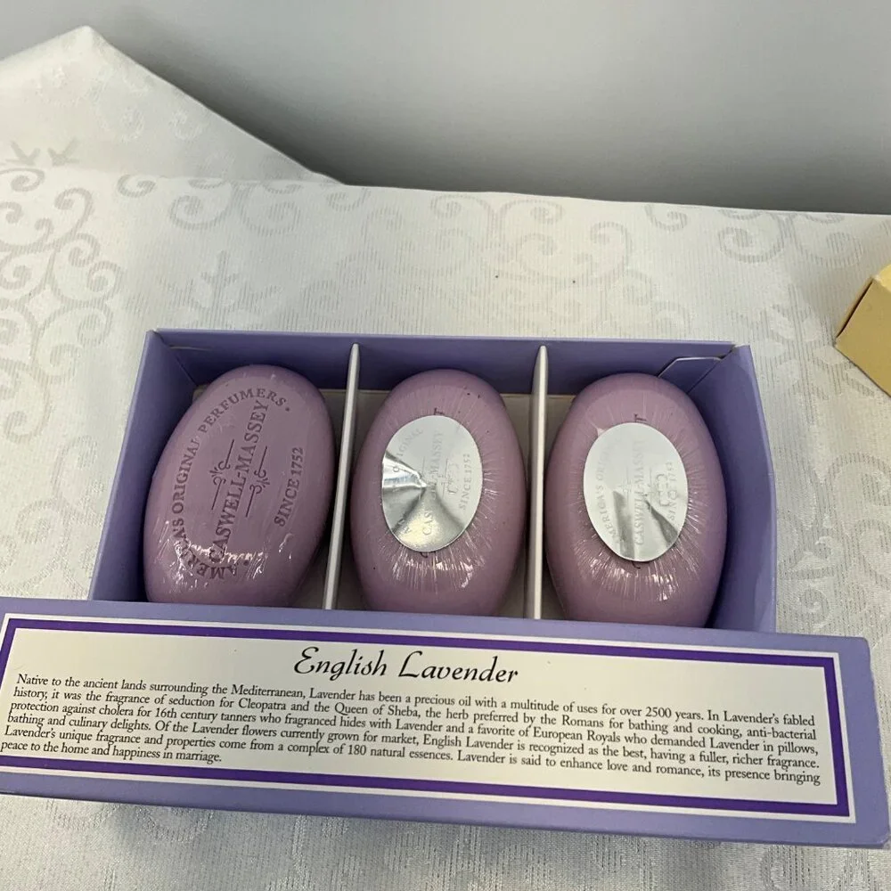 Caswell-Massey Classics English Lavender Floral Soap Set‎